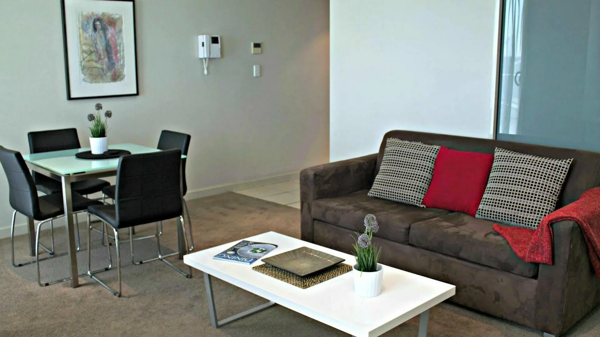 Adelaide Dress Circle Apartments - North Terrace