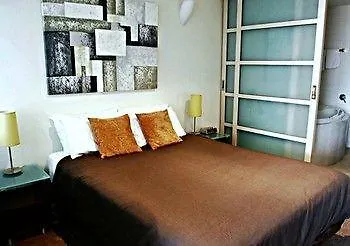 Adelaide Dress Circle Apartments - North Terrace Australia