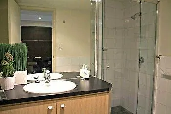 Adelaide Dress Circle Apartments - North Terrace