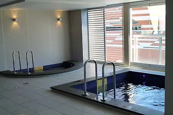 Adelaide Dress Circle Apartments - North Terrace