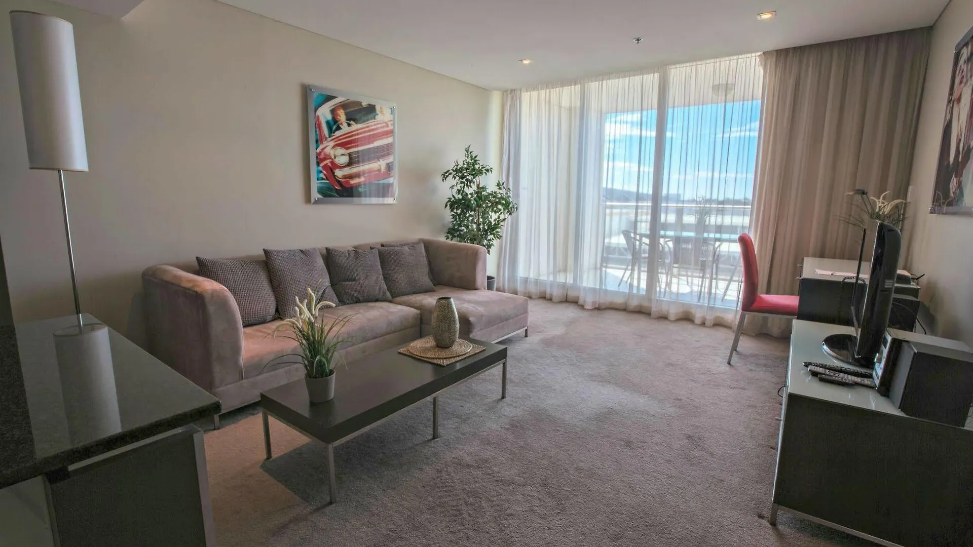 Adelaide Dress Circle Apartments - North Terrace Australia